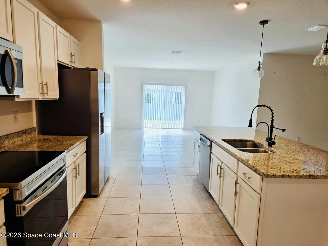 Photo of 8975 102nd Avenue