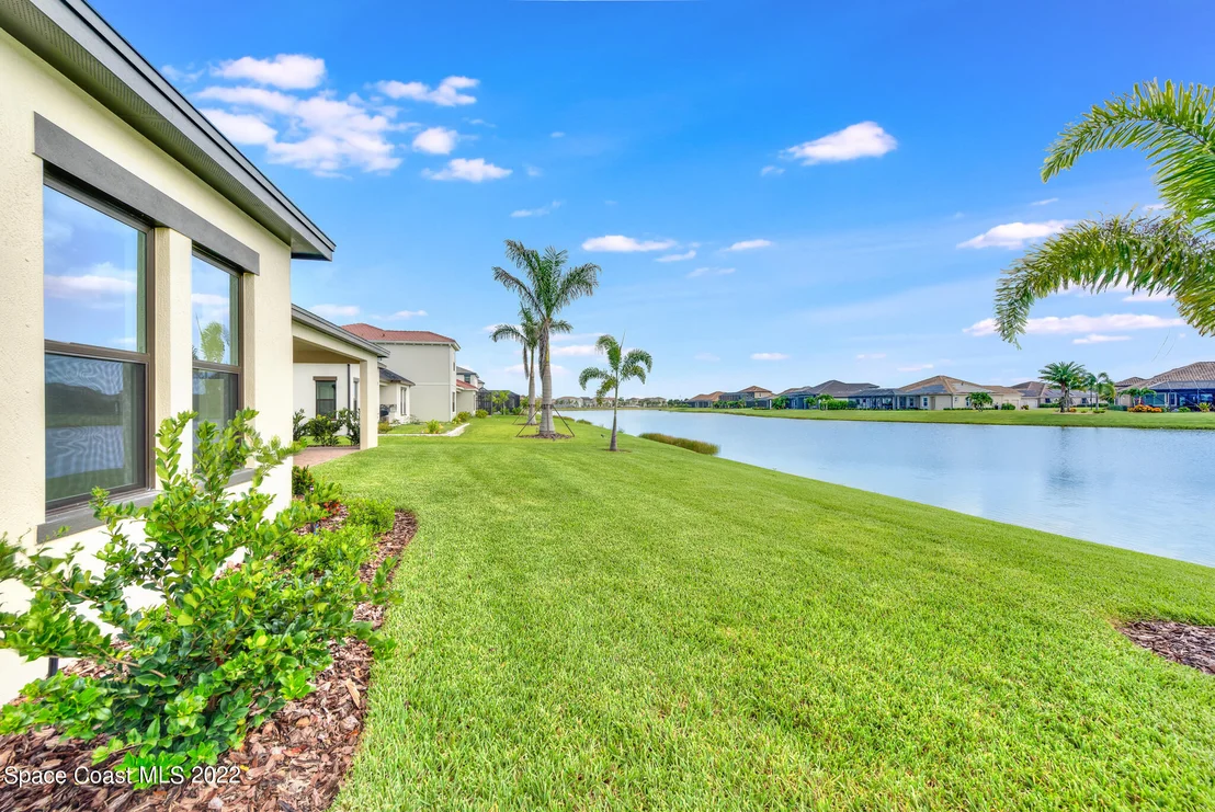 Photo of 8235 Lyside Drive