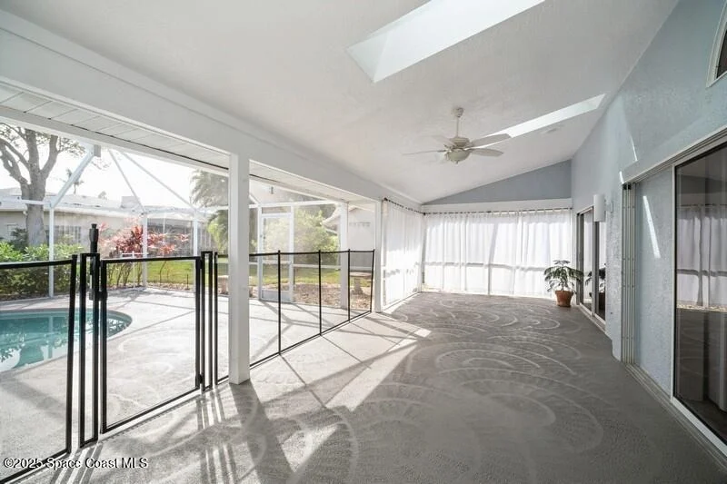 Photo of 586 Deerfield Drive
