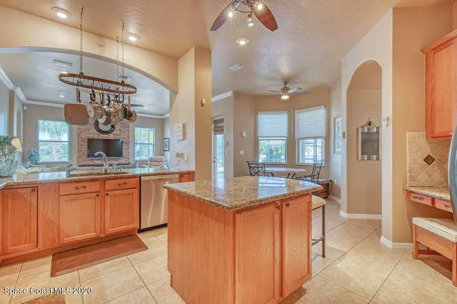 Photo of 195 Ridgemont Circle SE