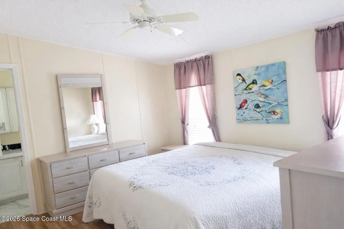 Photo of 494 Papaya Circle