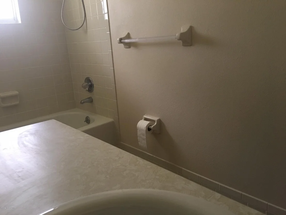 Photo of 1509 Van Eck Road NE