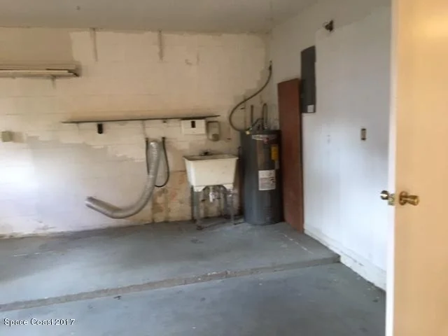 Photo of 6460 Manila Drive
