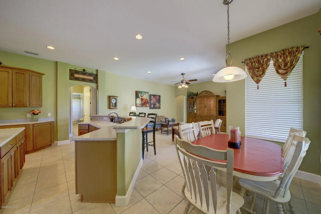 Photo of 5890 Rusack Drive