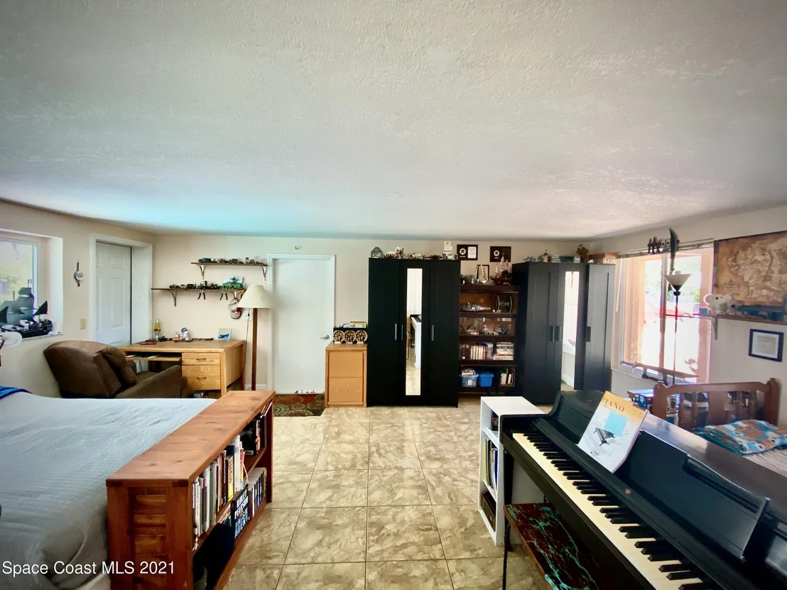 Photo of 740 Burman Lane NE
