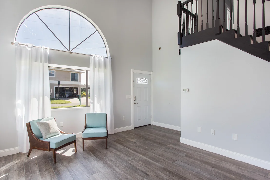 Photo of 834 Cardinal Road