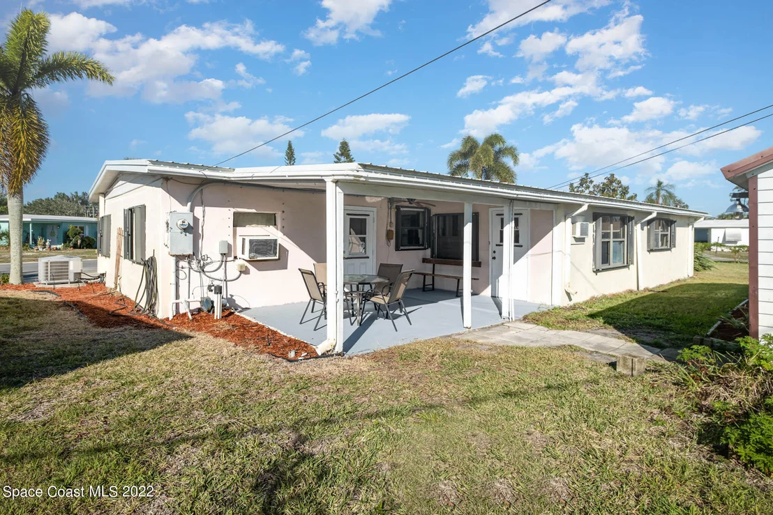 Photo of 3096 Dairy Terrace NE