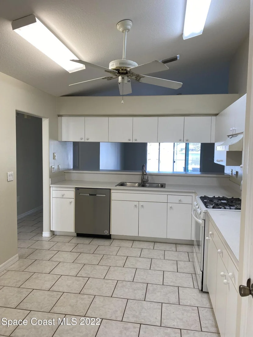 Photo of 2108 Lionel Drive