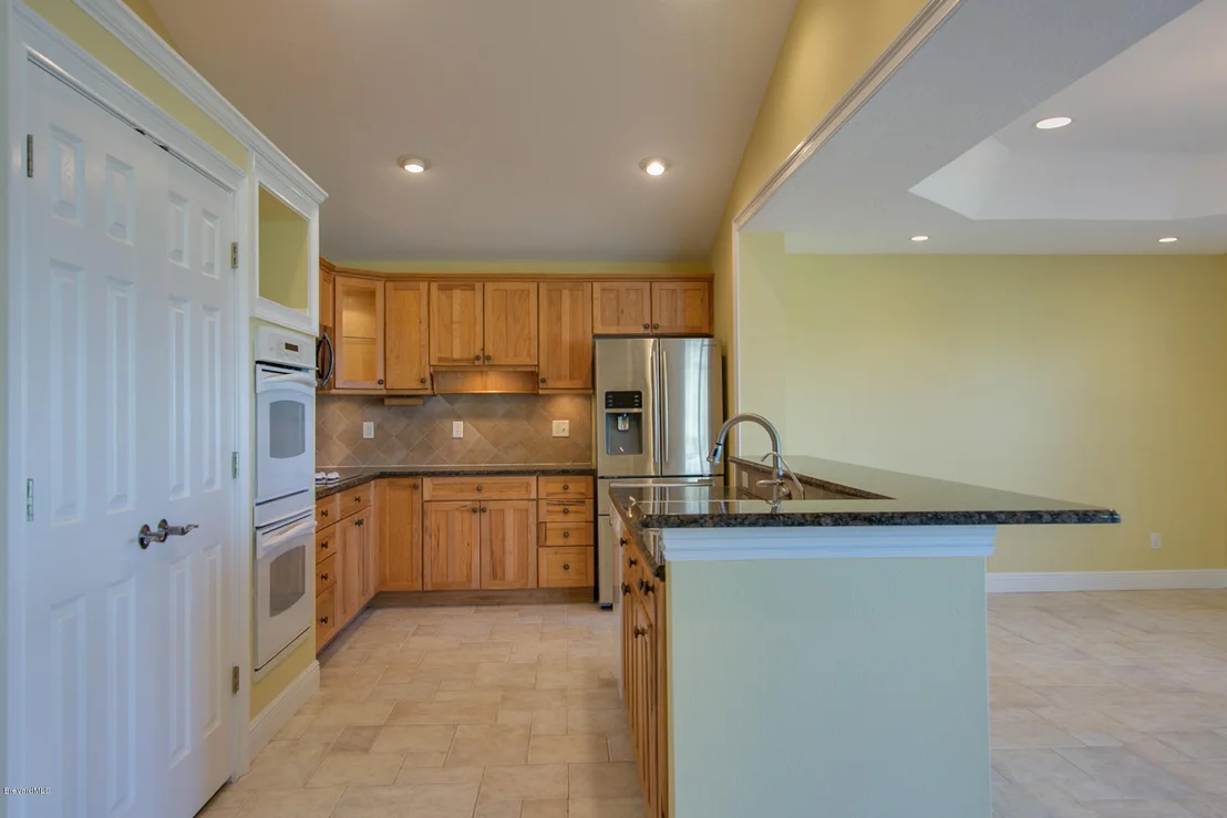 Photo of 5940 Riverside Drive