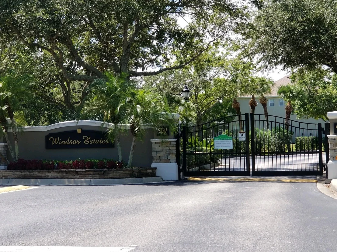 Photo of 5959 Newbury Circle