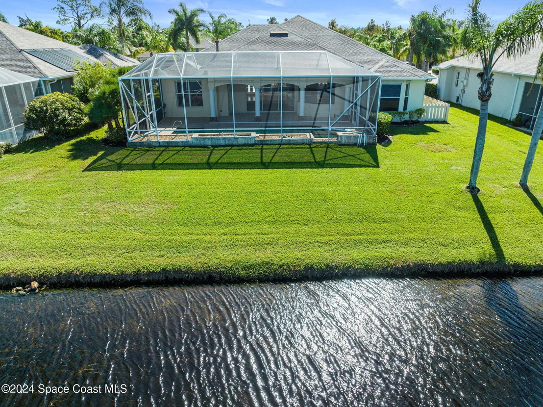 Photo of 930 Starling Way