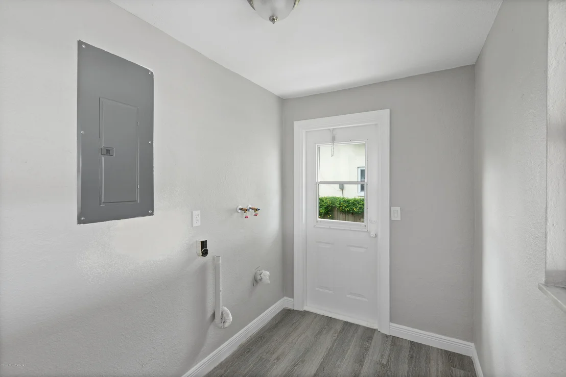 Photo of 1714 Hubbard Drive