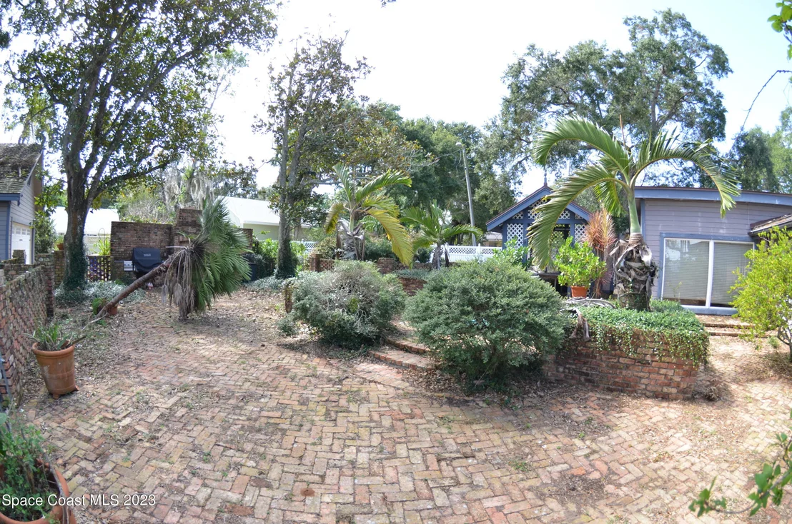 Photo of 1451 Rockledge Drive