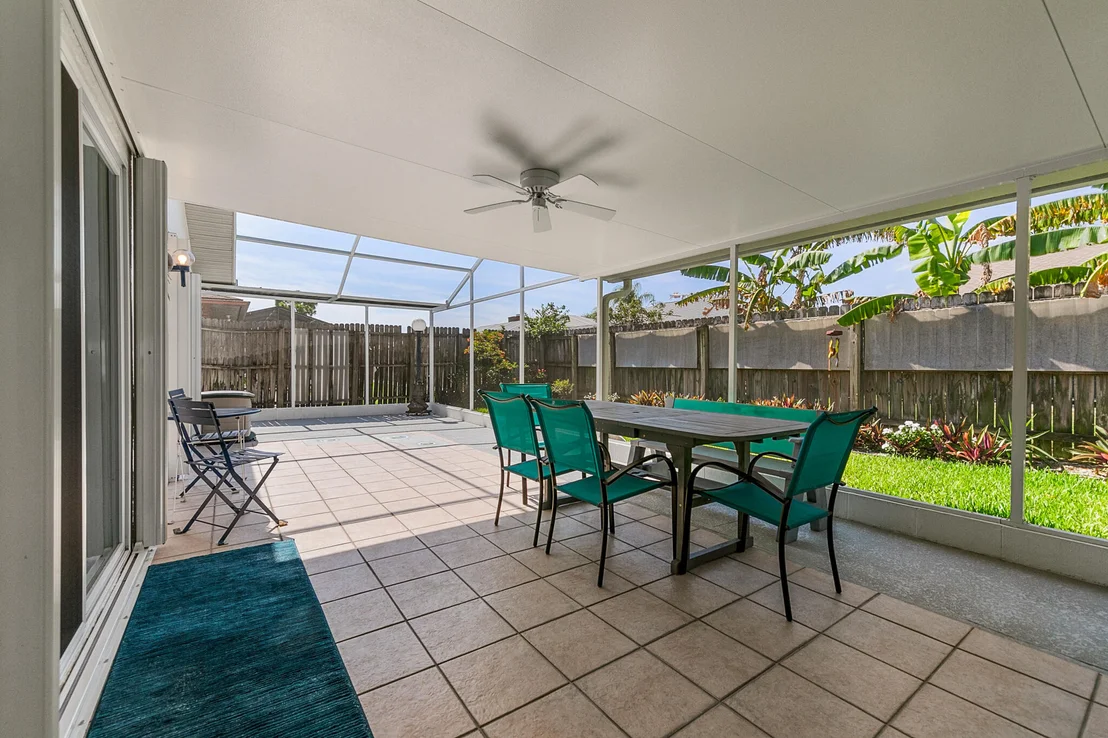 Photo of 2047 Bottlebrush Drive