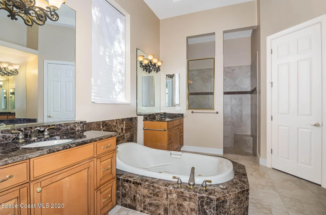 Photo of 4447 Reseda Way