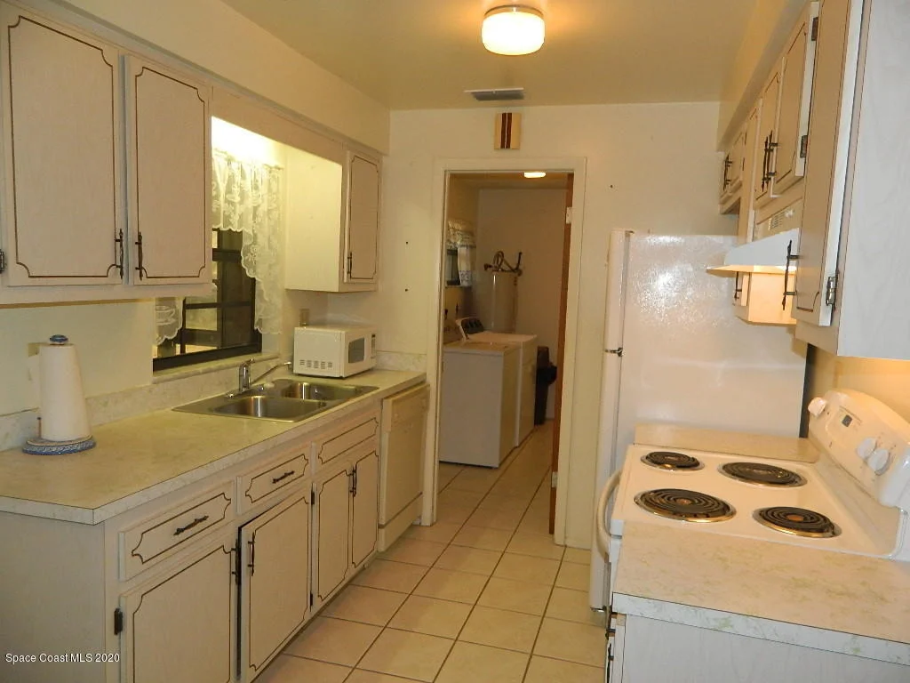 Photo of 1016 Genevieve Avenue