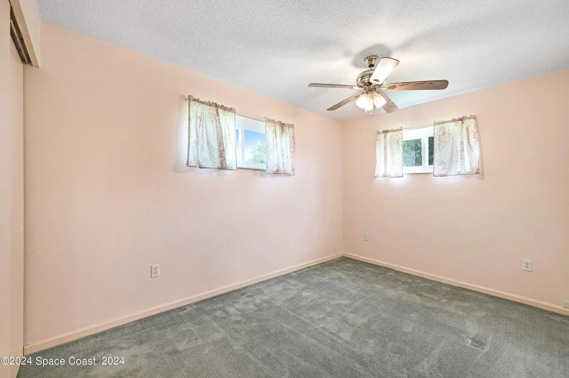 Photo of 4189 Hammock Drive