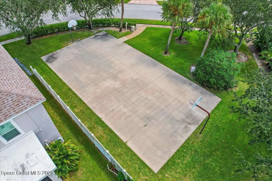 Photo of 1330 Berryhill Drive