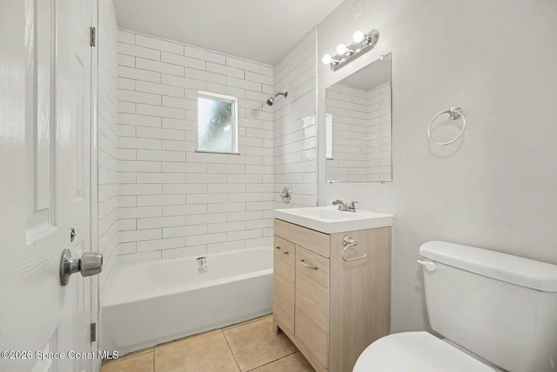 Photo of 1021 Bernice Road
