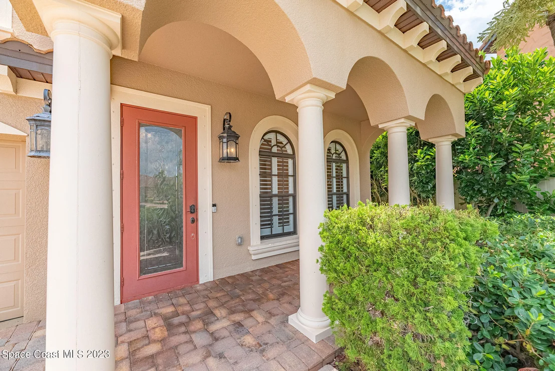 Photo of 609 Monterey Drive