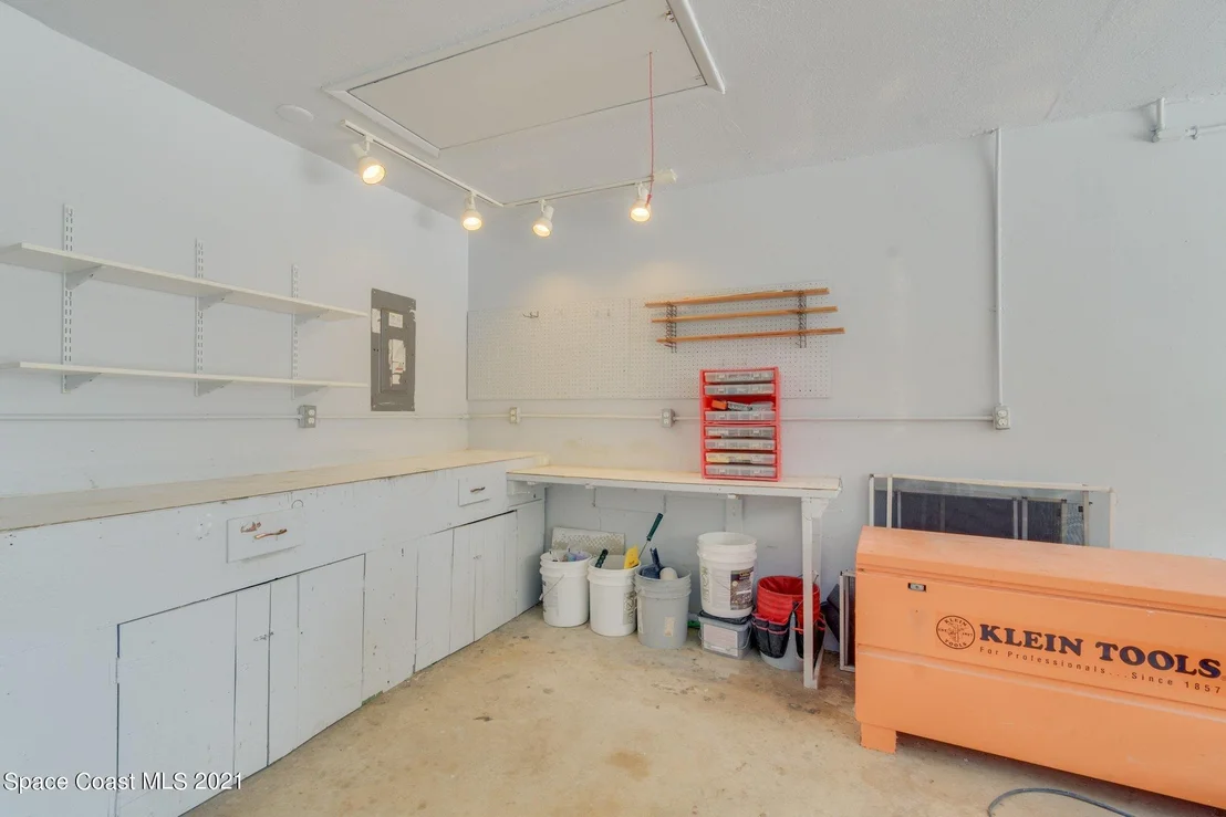 Photo of 910 Jefferson Road