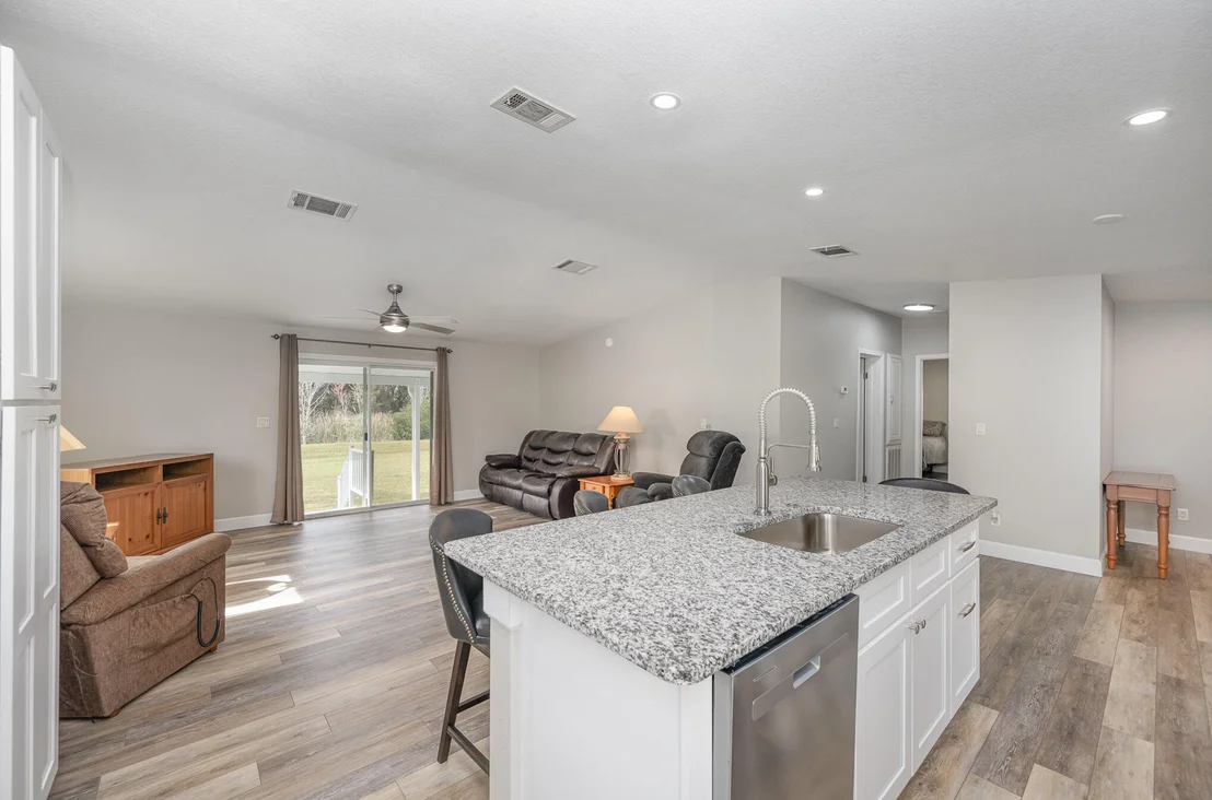 Photo of 285 Outer Drive