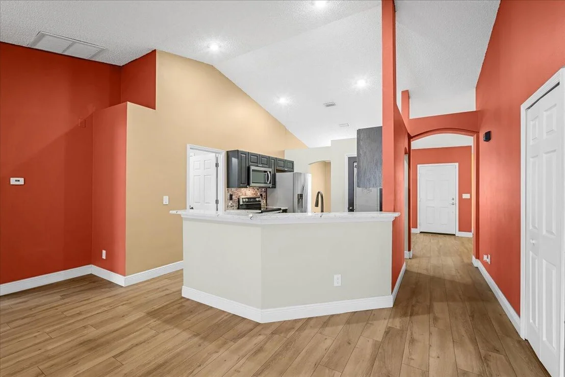 Photo of 6445 Ainsworth Road
