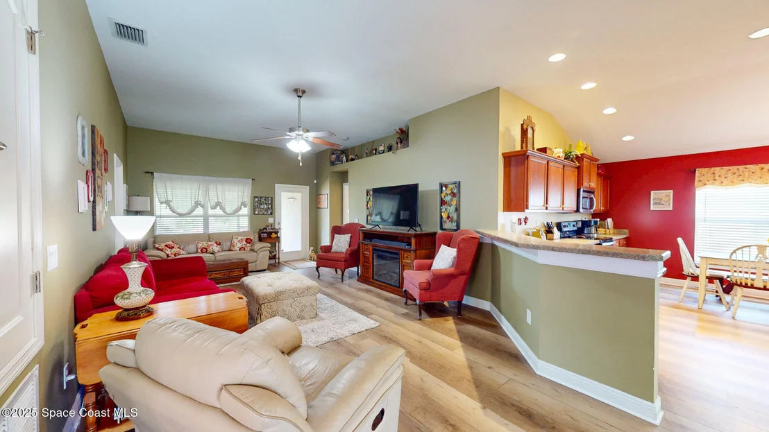 Photo of 1287 Alaqua Way