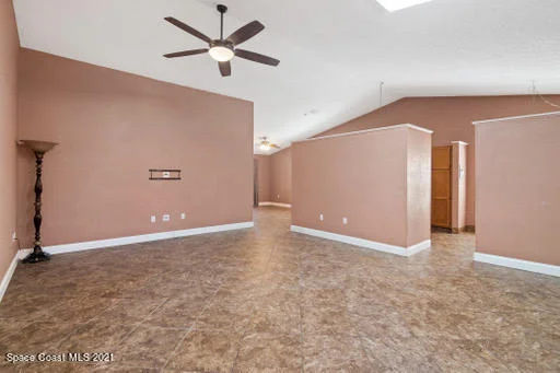 Photo of 1657 Clover Circle