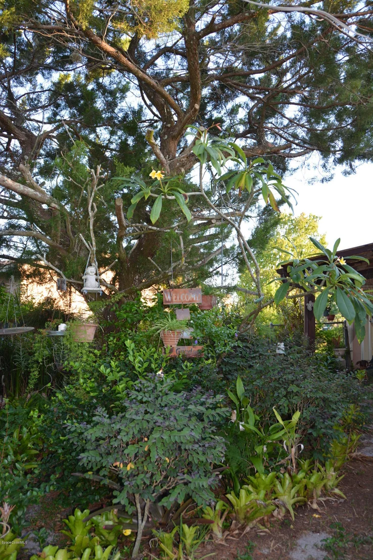 Photo of 2470 Allan Adale Road