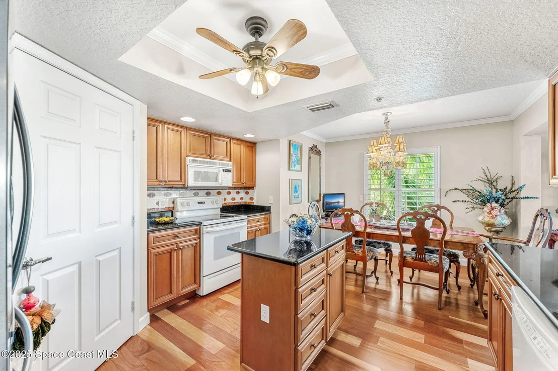 Photo of Unit 301 at 100 Riverside Drive