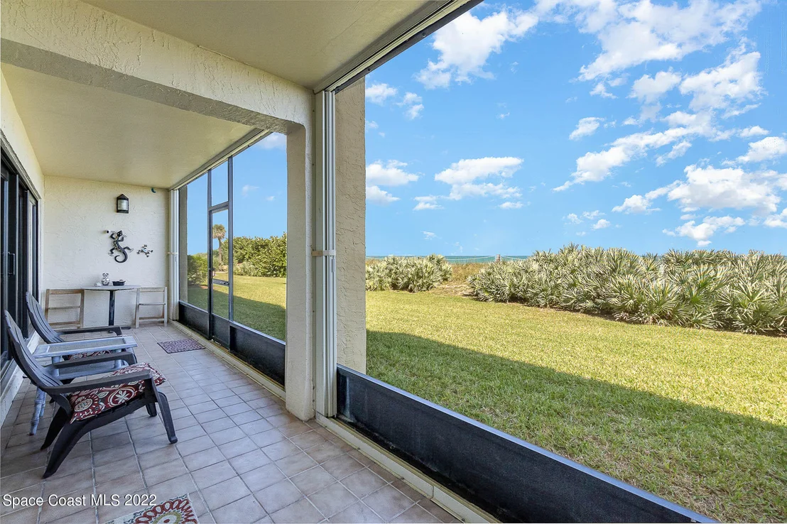 Photo of Unit 110 at 175 Highway A1a