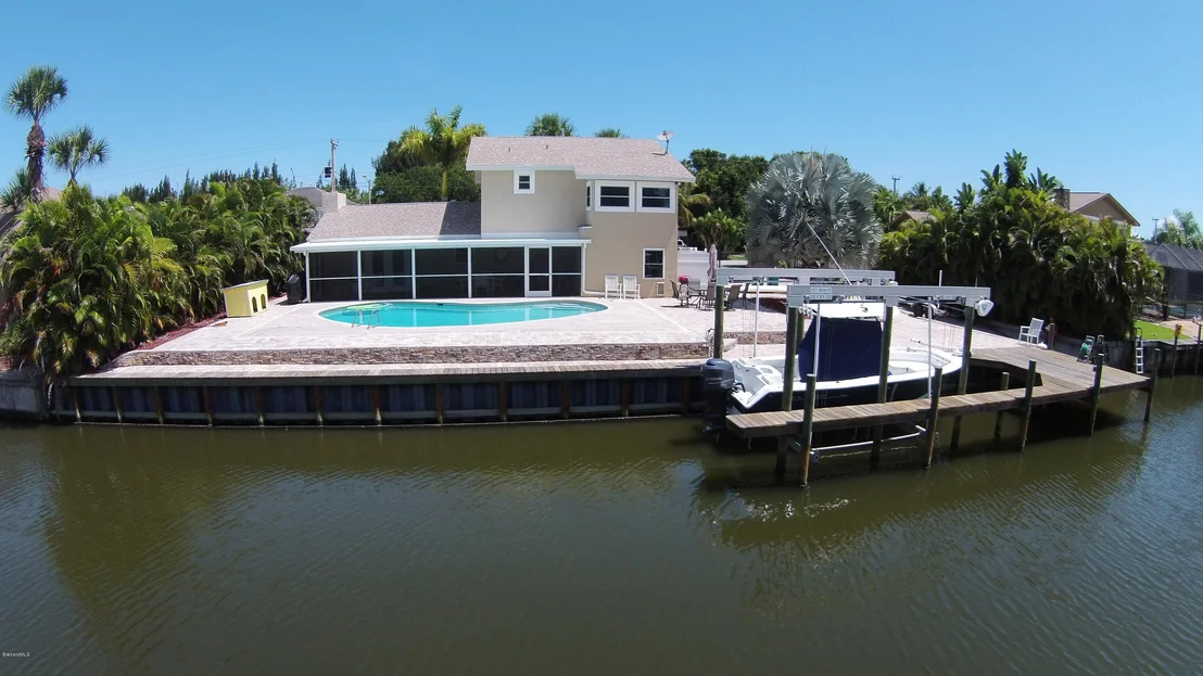 Photo of 327 Nikomas Way