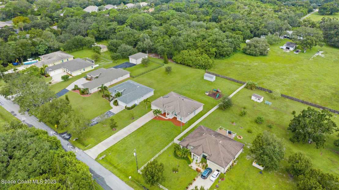 Photo of 1840 Trimble Road