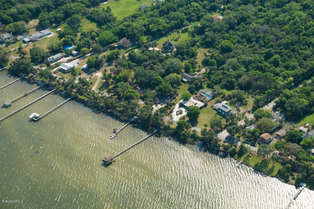 Photo of 3985 N Indian River Drive