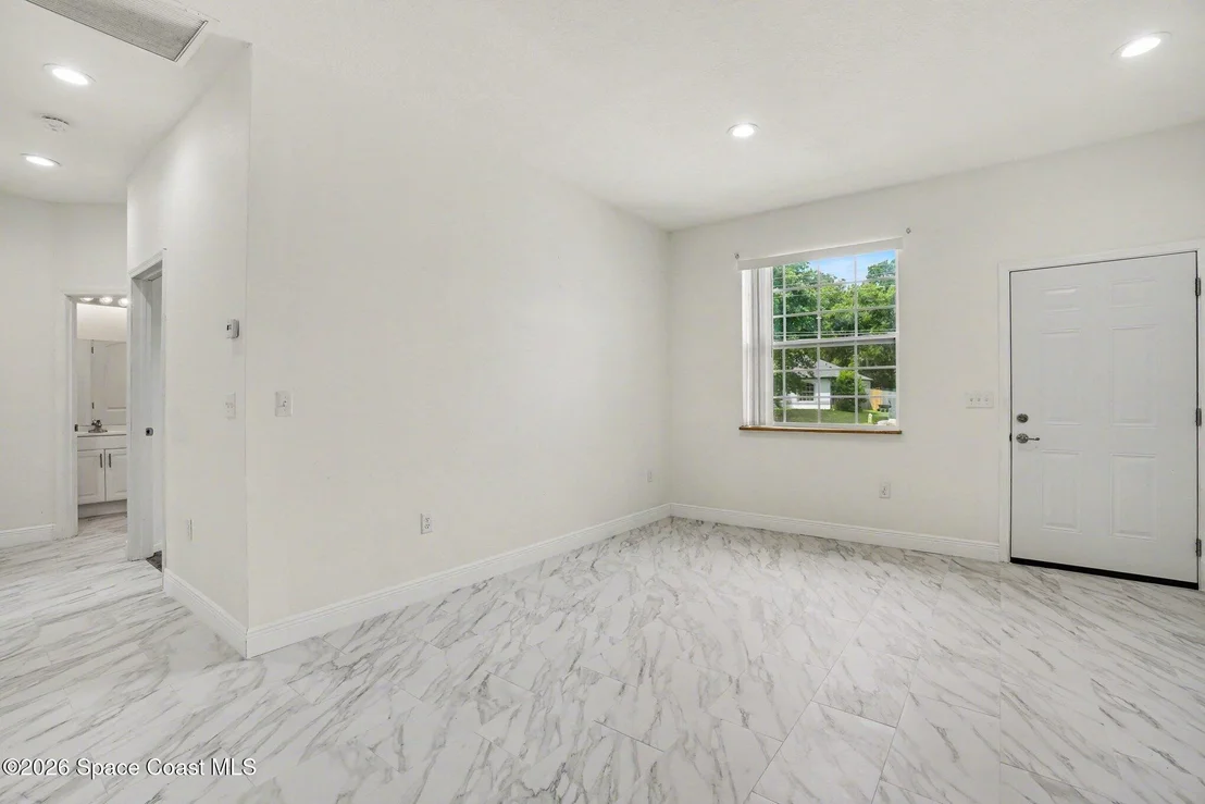 Photo of 416 La Veta Drive