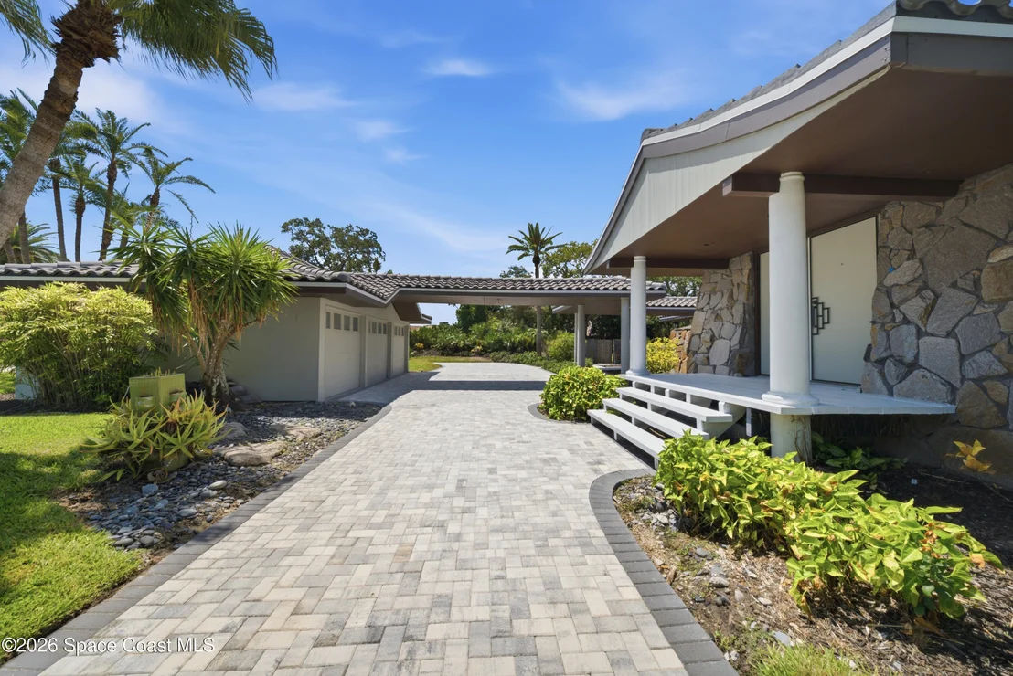 Photo of 722 Loggerhead Island Drive