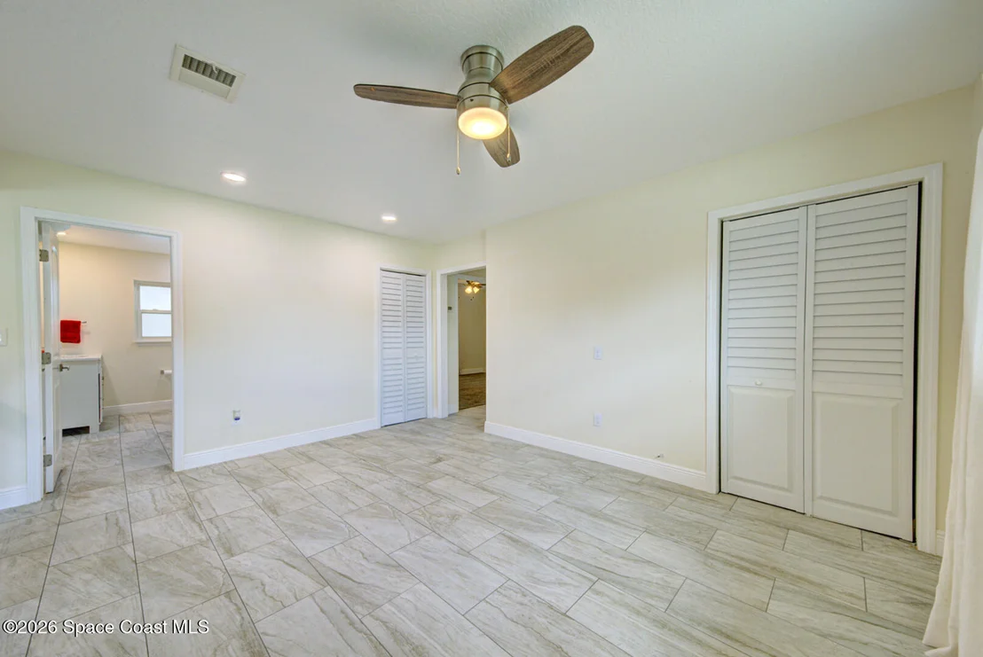 Photo of 452 Alice Drive