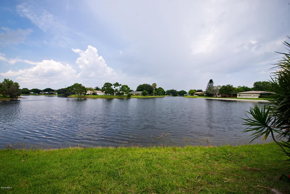 Photo of 441 Myrtlewood Road
