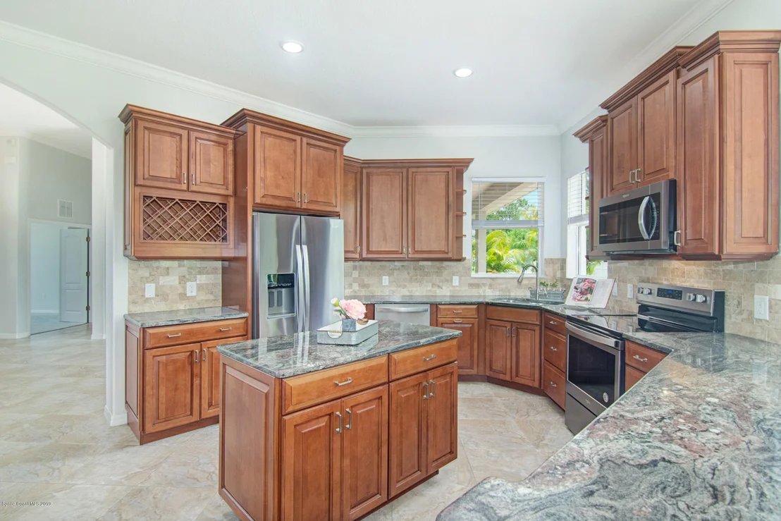 Photo of 151 SE Ridgemont Circle SE