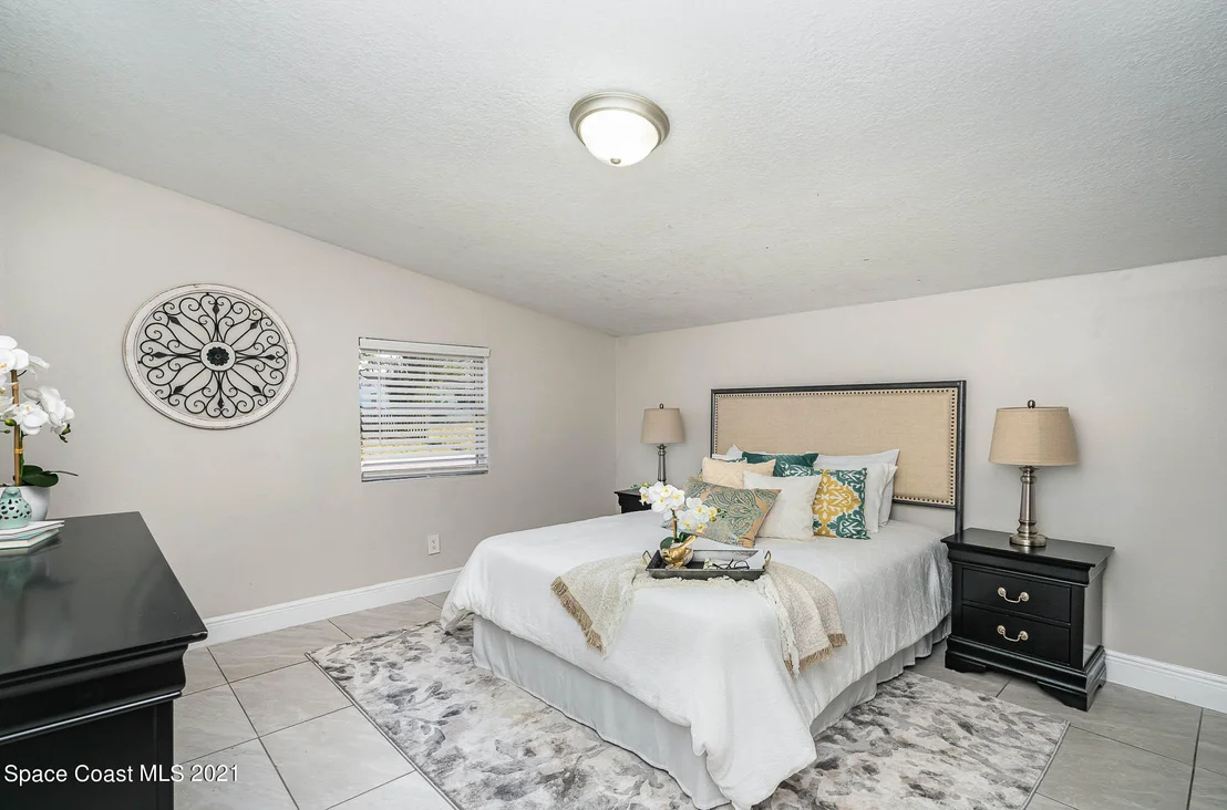 Photo of 2210 Allan Adale Road