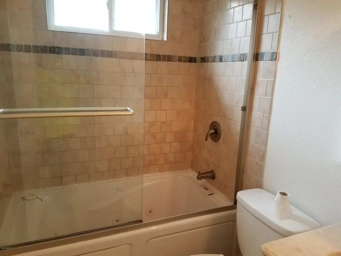 Photo of 853 Hemlock Street