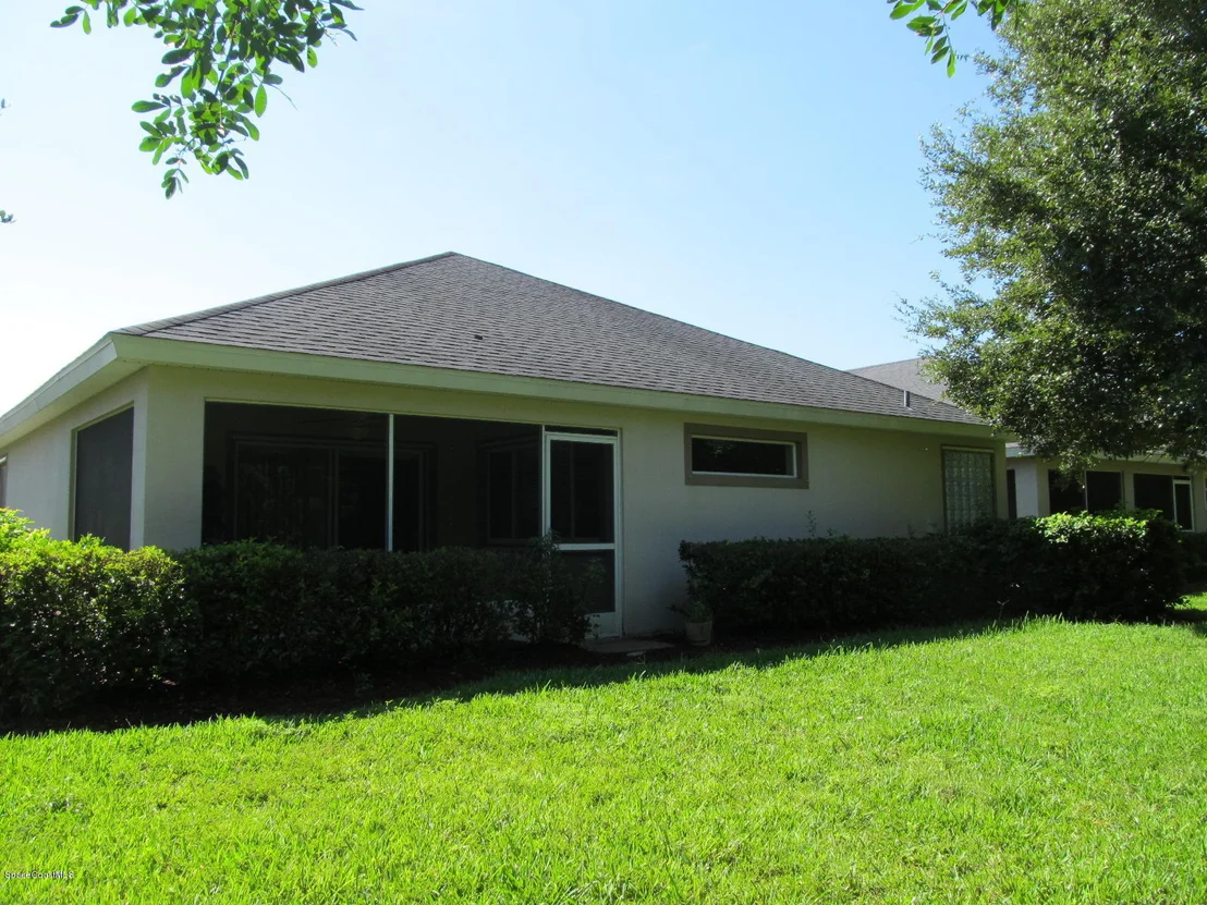 Photo of 653 Rangewood Drive SE