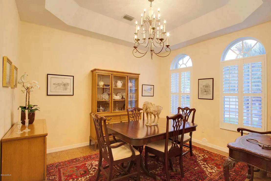 Photo of 855 CARRIAGE HILL Road