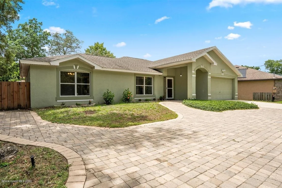 Photo of 6554 Bamboo Avenue