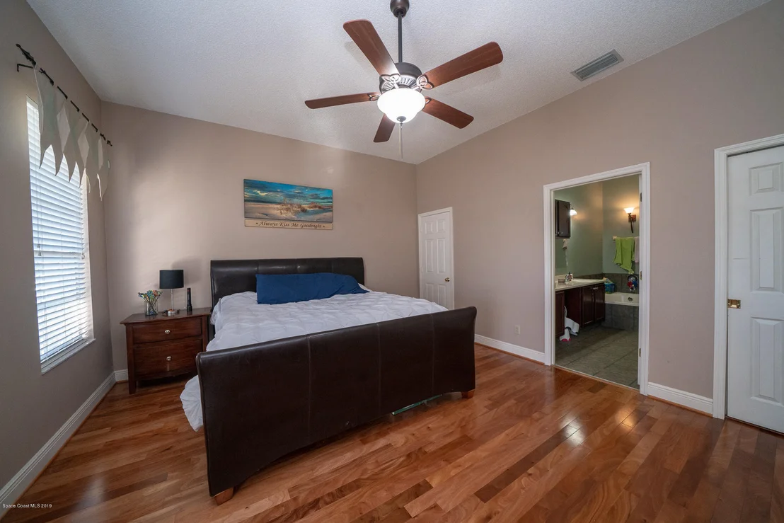 Photo of 973 Whisperoak Drive