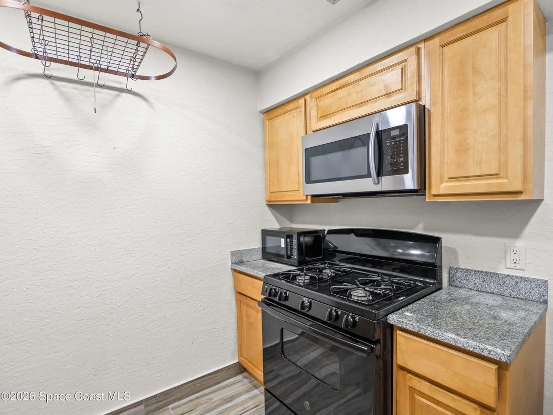 Photo of 979 Alexia Street