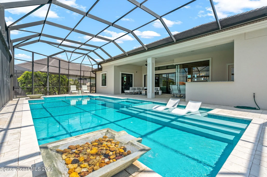 Photo of 2115 Calatrava Street