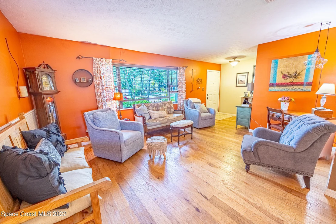Photo of 2701 Golfview Drive