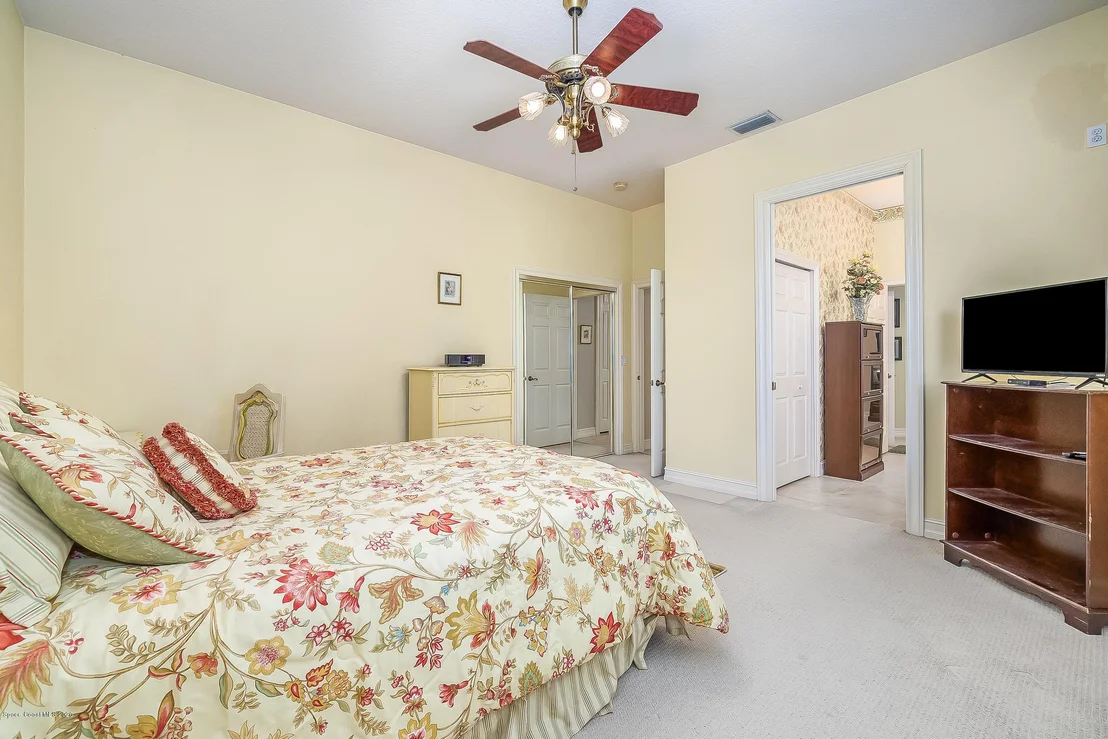 Photo of 4135 Hammock Road